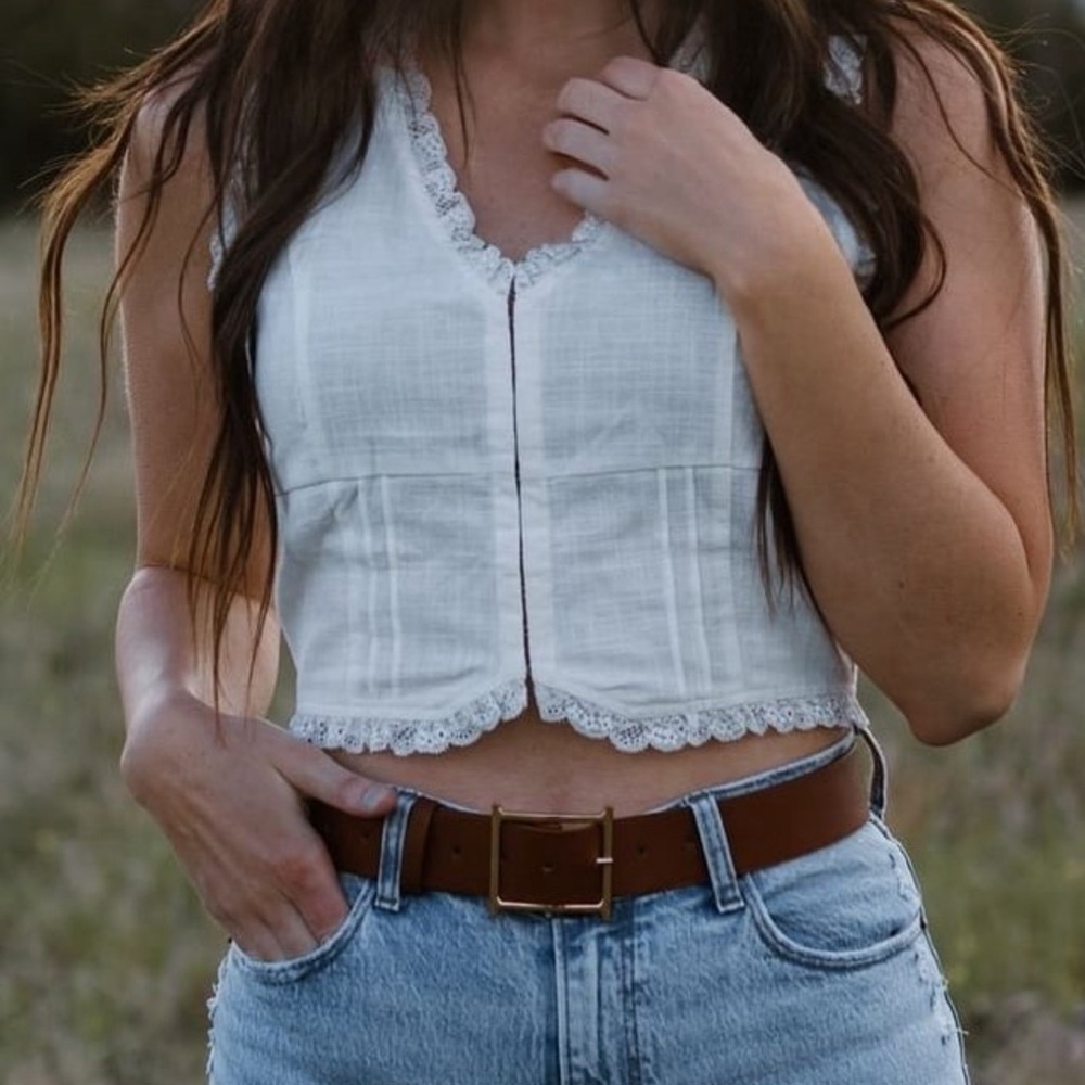 Lane 201 White Lace Vest Linen Cotton